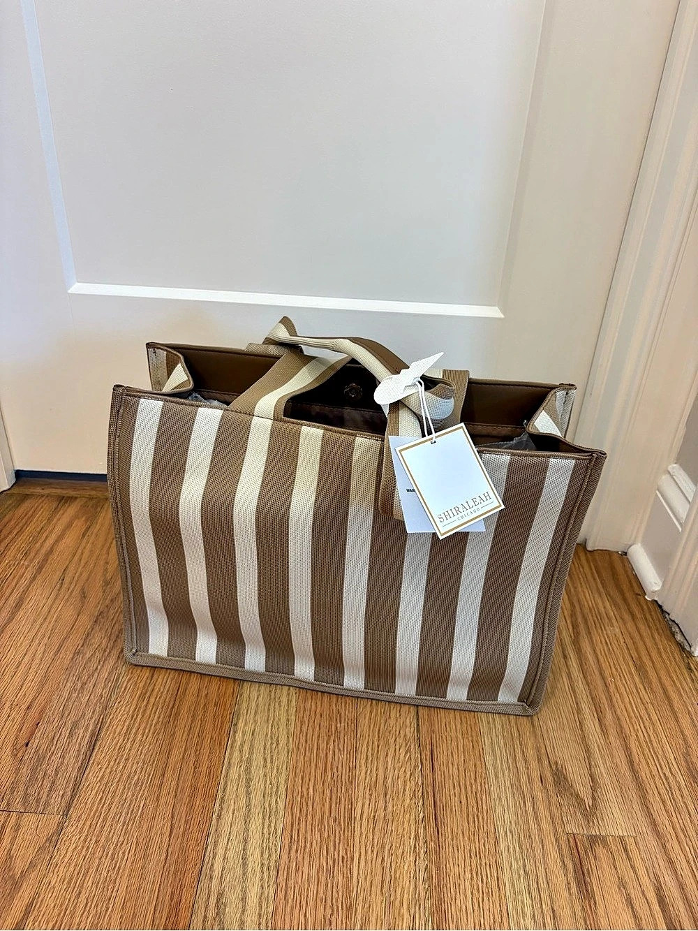 Shiraleah Isla Boxy Tote Striped Tote in Brown & White NWT